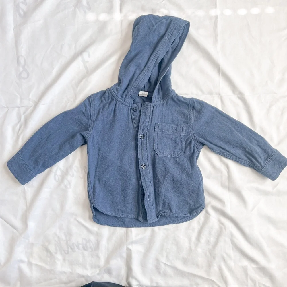 Baby Gap Blue Cotton Hooded Button-Up Shirt Size 12-18 Months